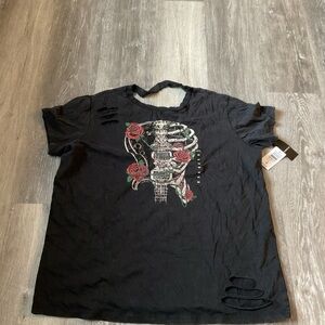 Torrid Black T-Shirt with Skeleton and Rose Design
